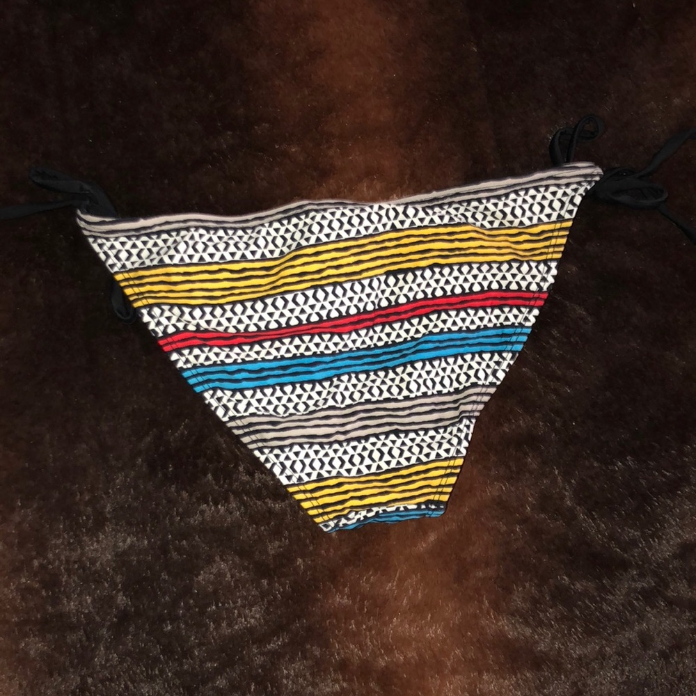 Bikini set - Picture 4 of 4